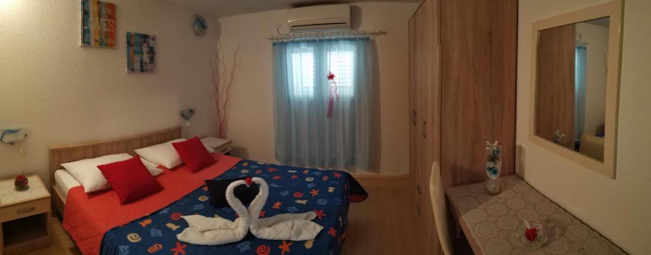 Apartmani Tanja โบล ภายนอก รูปภาพ