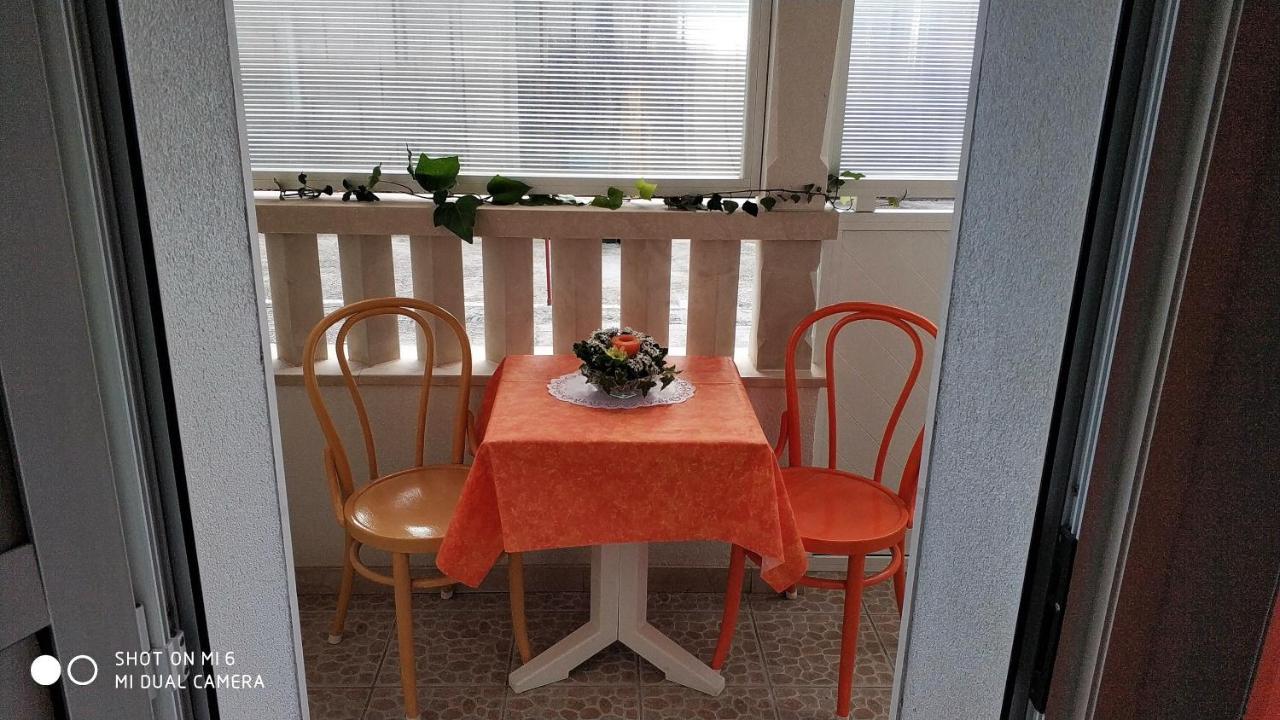 Apartmani Tanja โบล ภายนอก รูปภาพ