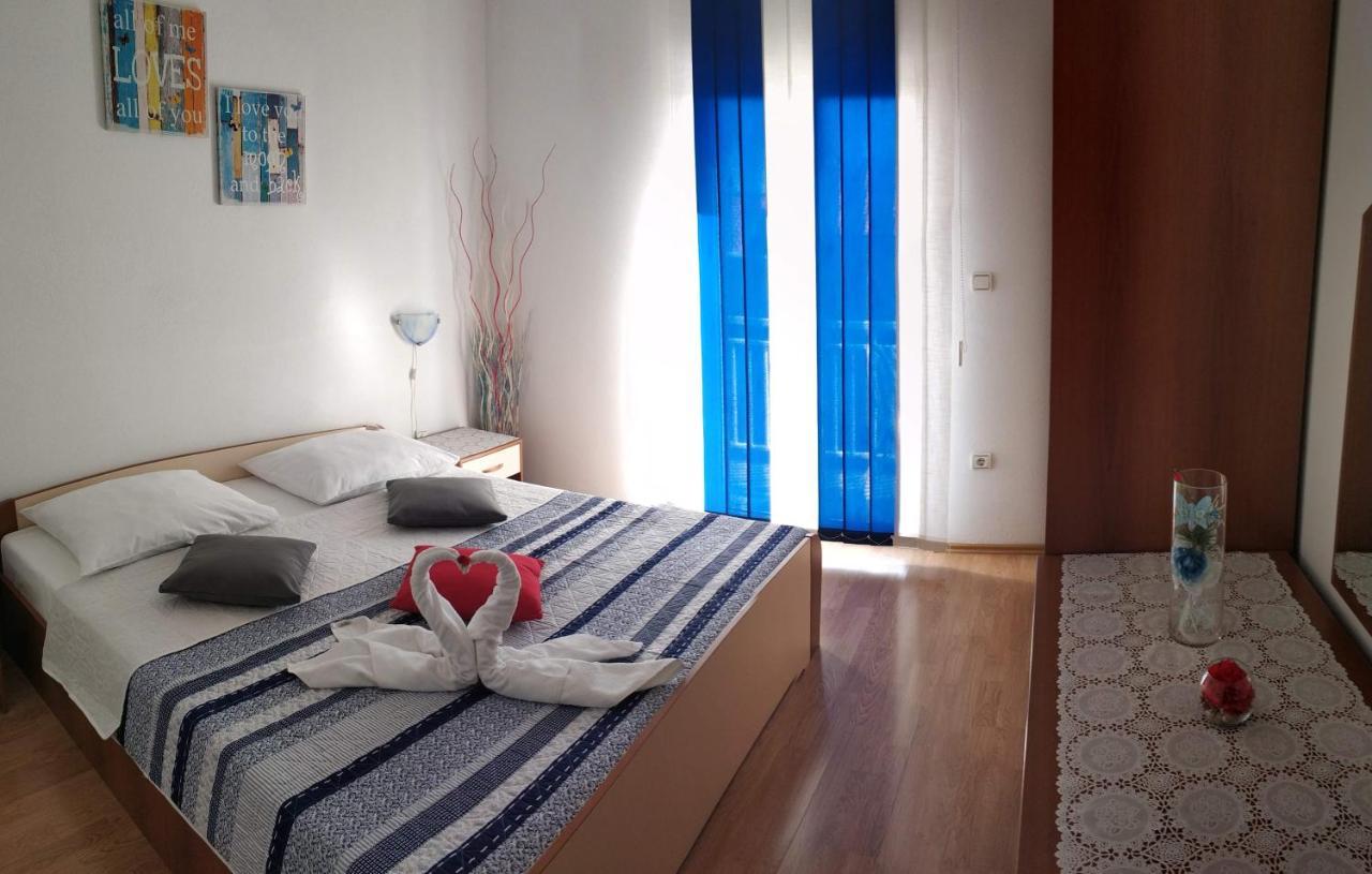 Apartmani Tanja โบล ภายนอก รูปภาพ